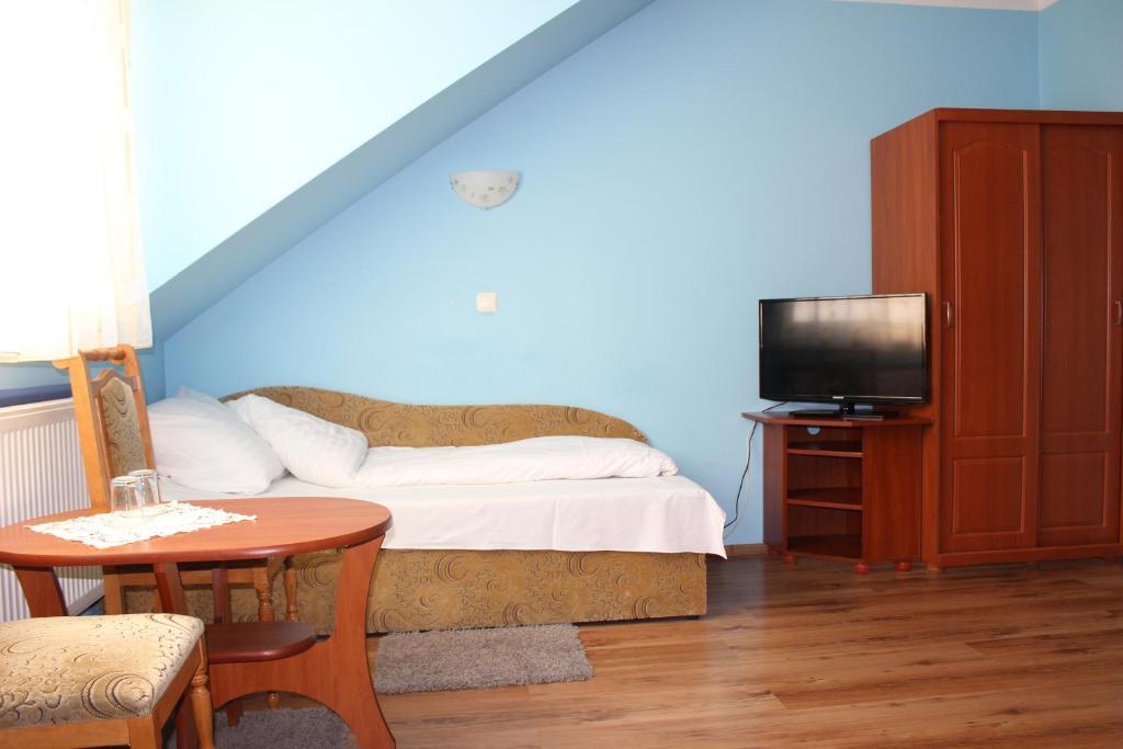 Hotel Czardasz Września Quarto foto